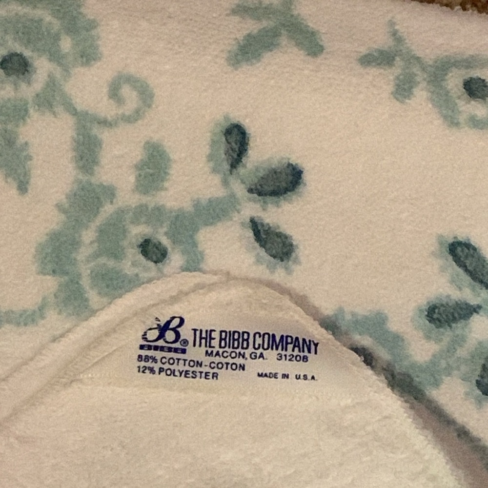 The Bibb Company Vintage towel set - Picture 2 of 3